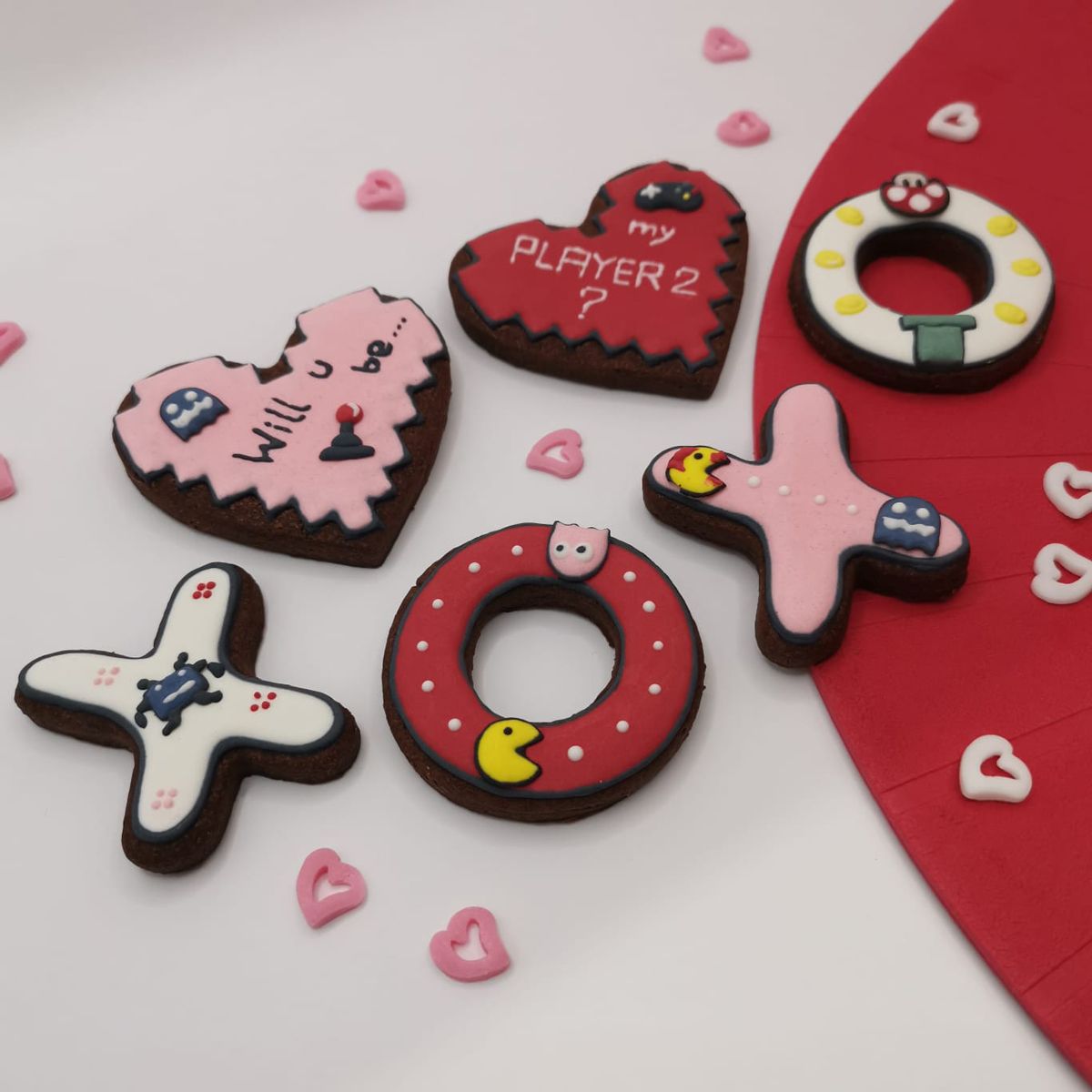 Bolachas Geek Personalizadas - Dia dos Namorados 2026 - Bolos de aniversário no Porto | Bento Cakes, Cake Design, Bolachas Decoradas | Porto | Sahri Dessert Art